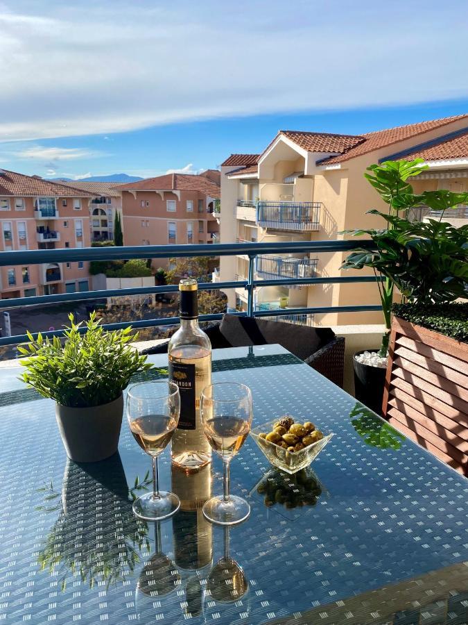 Port-Frejus, Le Paladien, Appartement 2 Pieces Climatise, Terrasse & Parking Εξωτερικό φωτογραφία