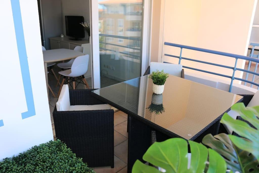 Port-Frejus, Le Paladien, Appartement 2 Pieces Climatise, Terrasse & Parking Εξωτερικό φωτογραφία