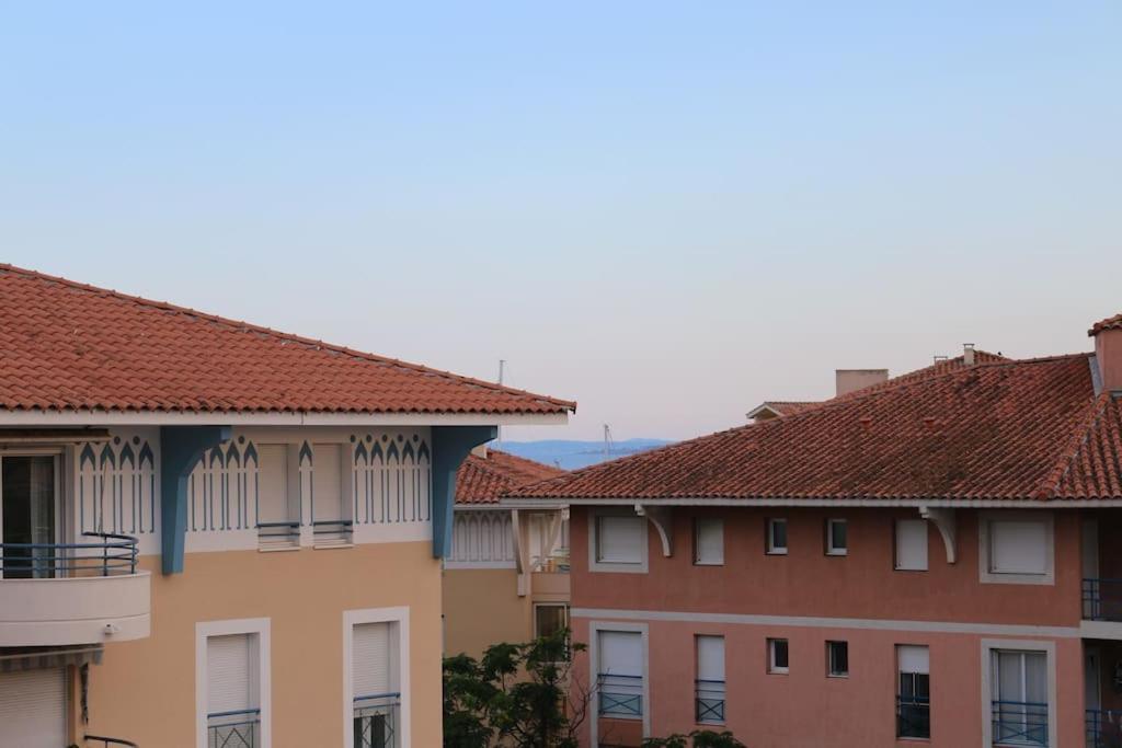 Port-Frejus, Le Paladien, Appartement 2 Pieces Climatise, Terrasse & Parking Εξωτερικό φωτογραφία