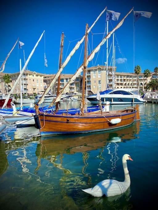 Port-Frejus, Le Paladien, Appartement 2 Pieces Climatise, Terrasse & Parking Εξωτερικό φωτογραφία